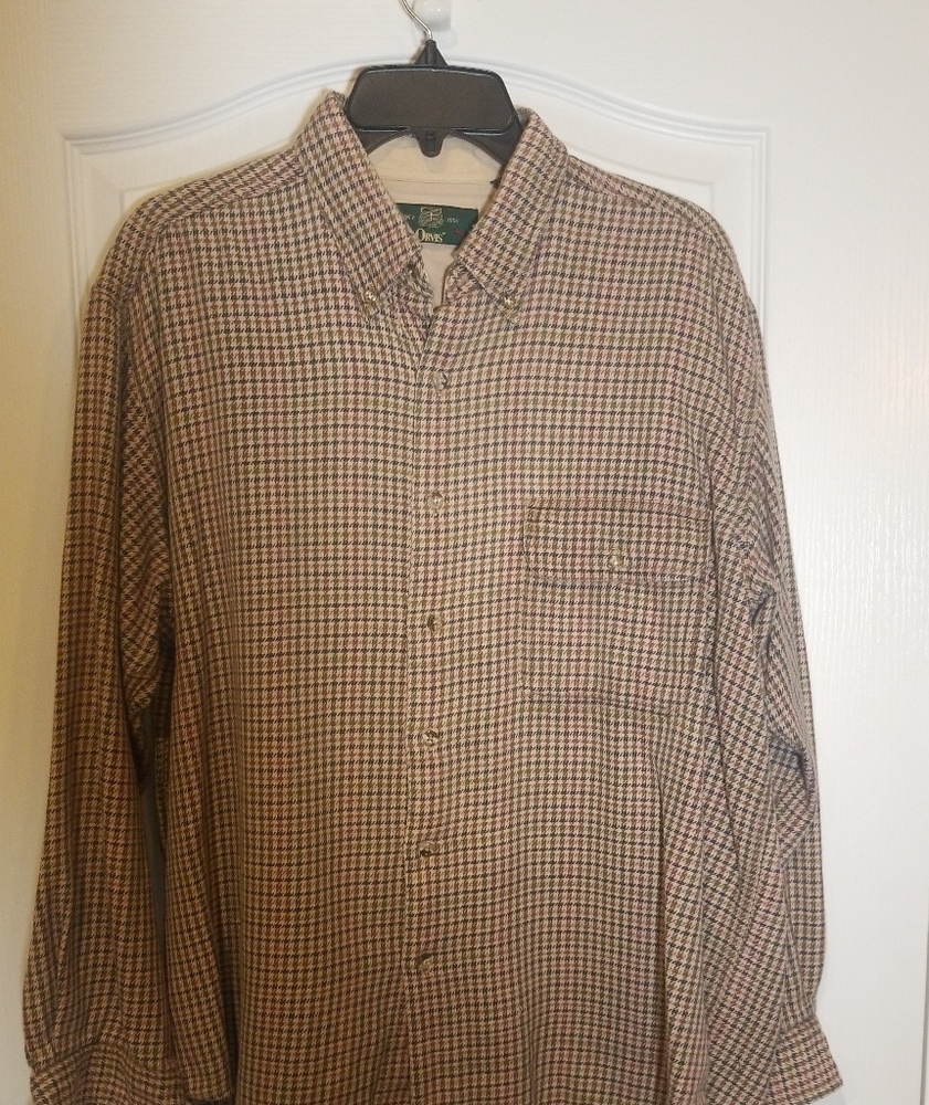 SALE!!! MENS ORVIS LONG SLEEVE BUTTON DOWN SIZE XL